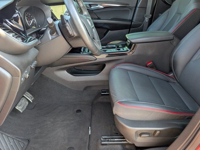 Used 2023  Buick Essence image 15