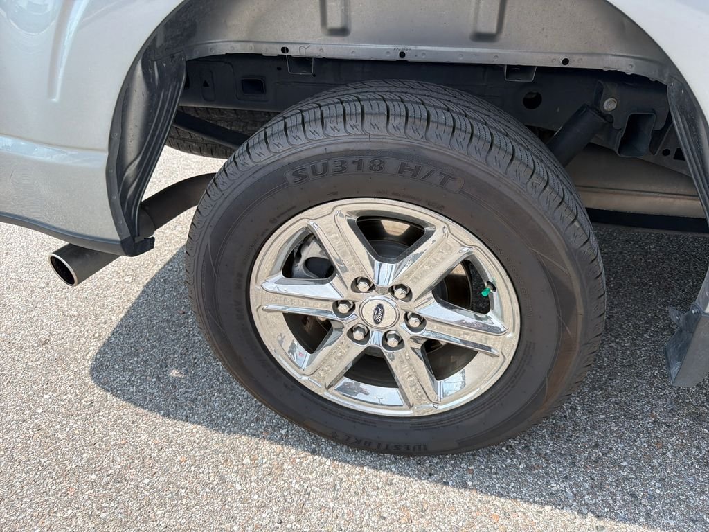 Used 2025 Silver Metallic Ford XLT image 43