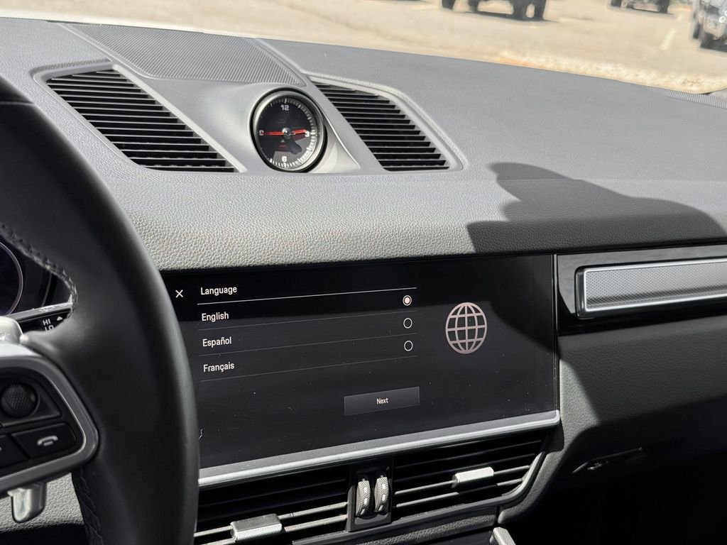 Used 2023 White Porsche Base image 22