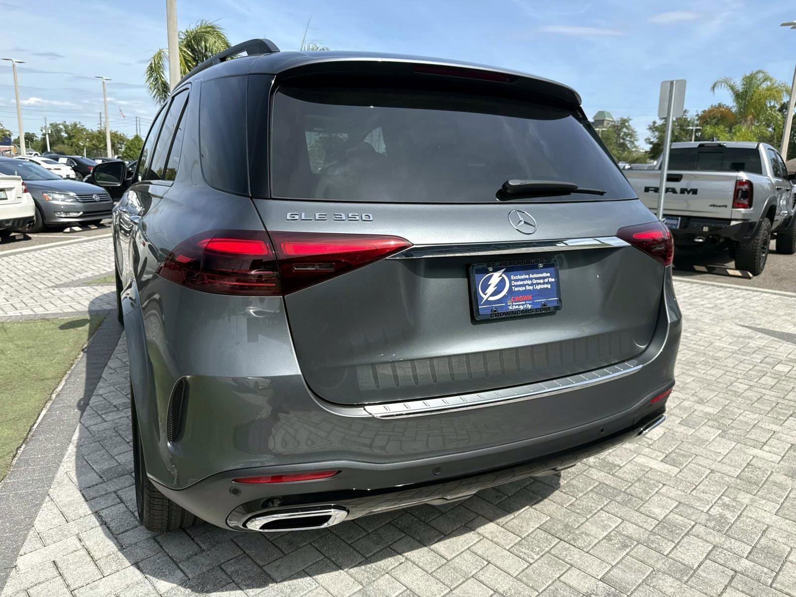 New 2026 Gray Metallic Mercedes-Benz 350 SUV image 9