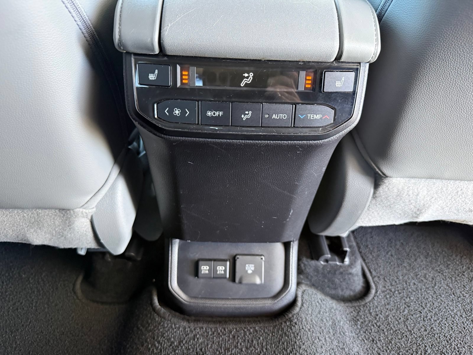 Used 2021 Gray Toyota Platinum image 39