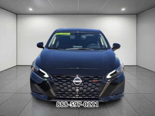 Used 2025 Super Black NISSAN 2.5 SR image 8