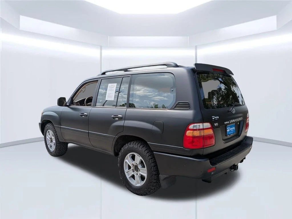 Used 2002 Green Toyota Base image 3