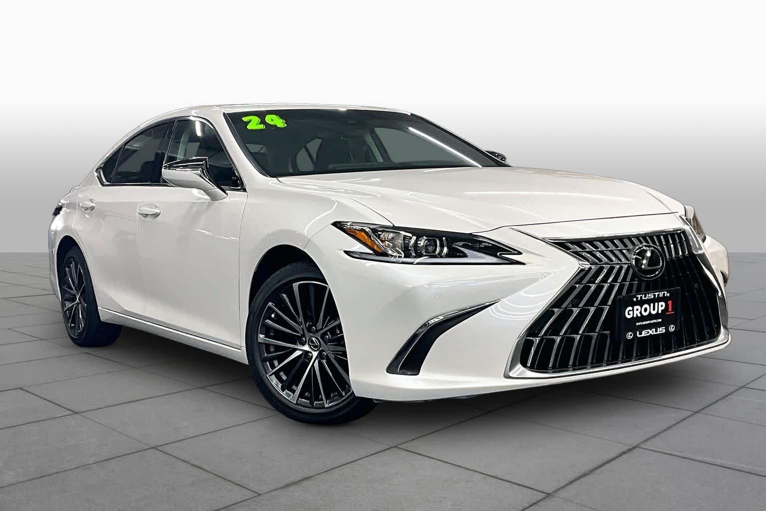 Certified Used 2024 Eminent White Pearl Lexus  image 3
