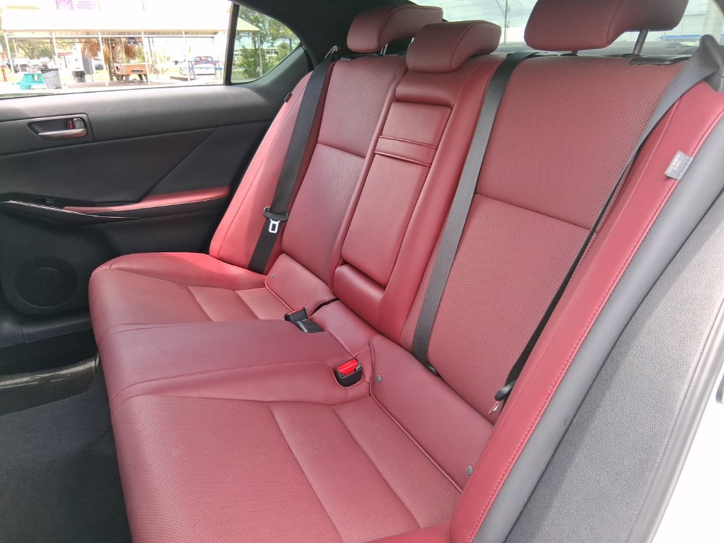 2021 Lexus IS 300 - Photo 12