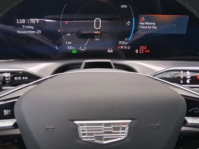 2026 Cadillac VISTIQ Sport - Photo 13