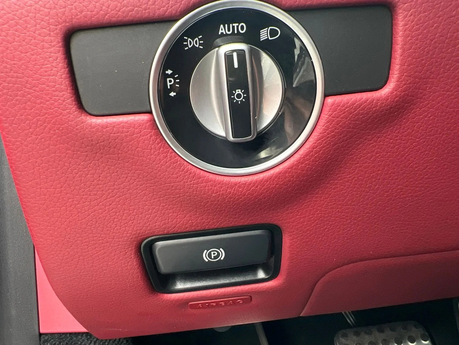 Used 2019 Silver Mercedes-Benz SL 550 image 26