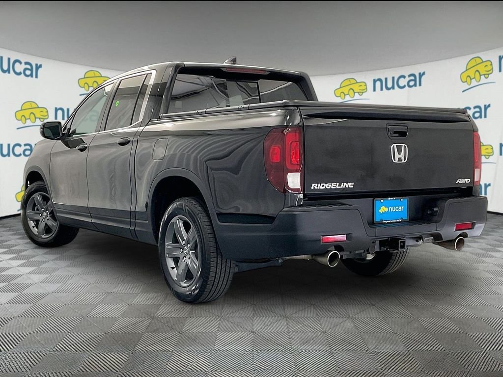 Used 2023 Black Honda RTL image 4