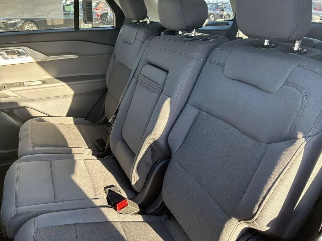 New 2026 Agate Black Metallic Ford Active image 18