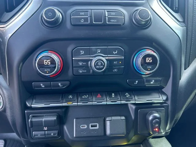Used 2021 White Chevrolet RST image 12