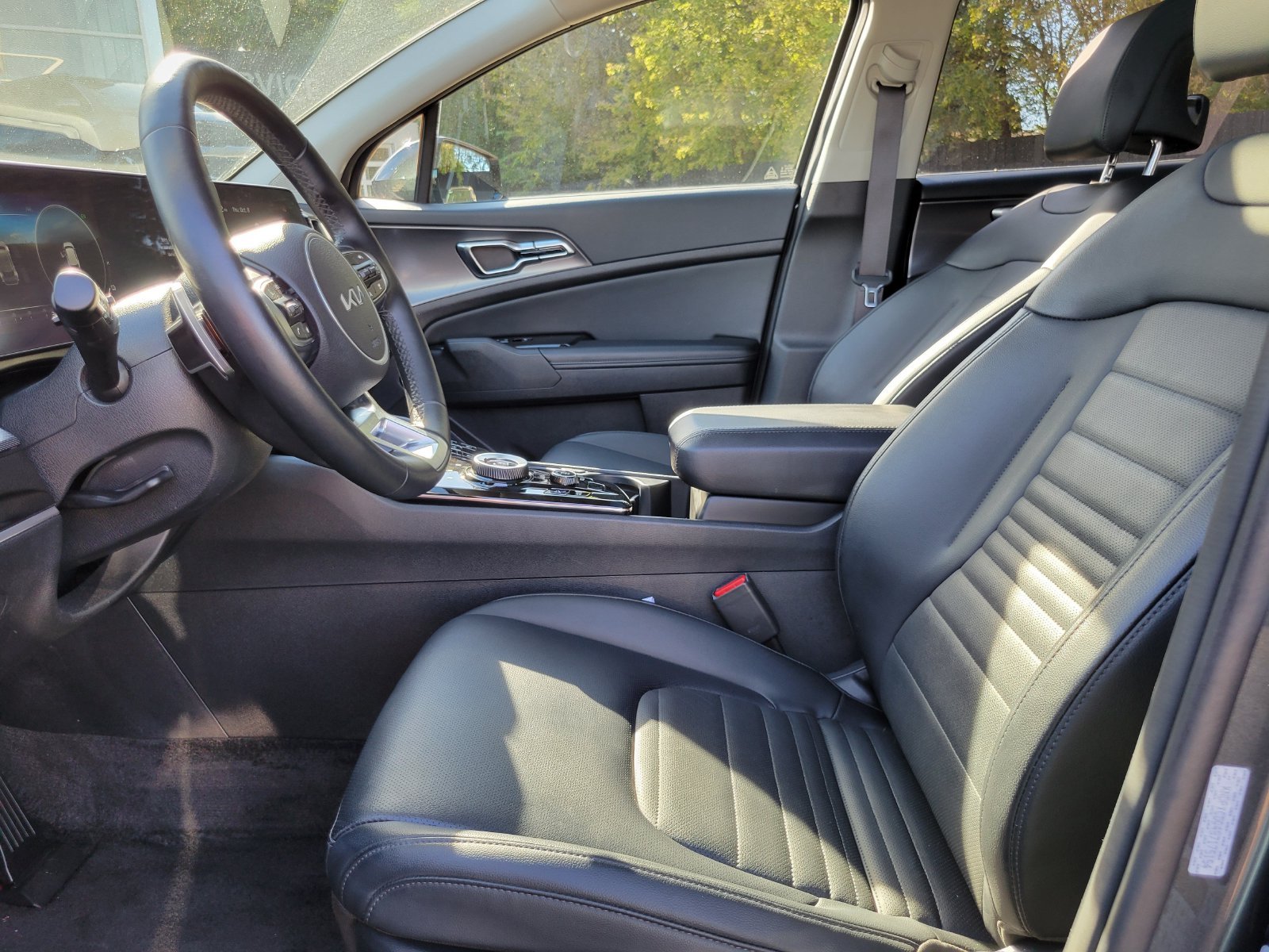 Certified Used 2025 Gray Kia SX-Prestige image 9