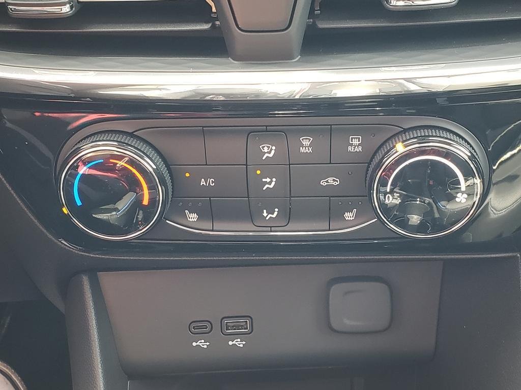 2026 Buick Encore GX Sport Touring - Photo 16