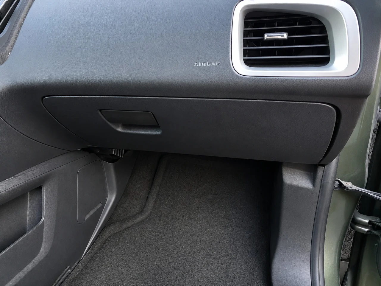 Used 2015 Sea Grass Chevrolet LT w/1LT image 40