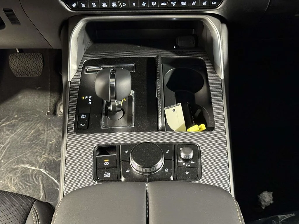 2026 Mazda CX-70 Premium Package - Photo 22