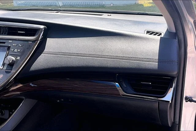 Used 2015 Silver Toyota Limited image 16