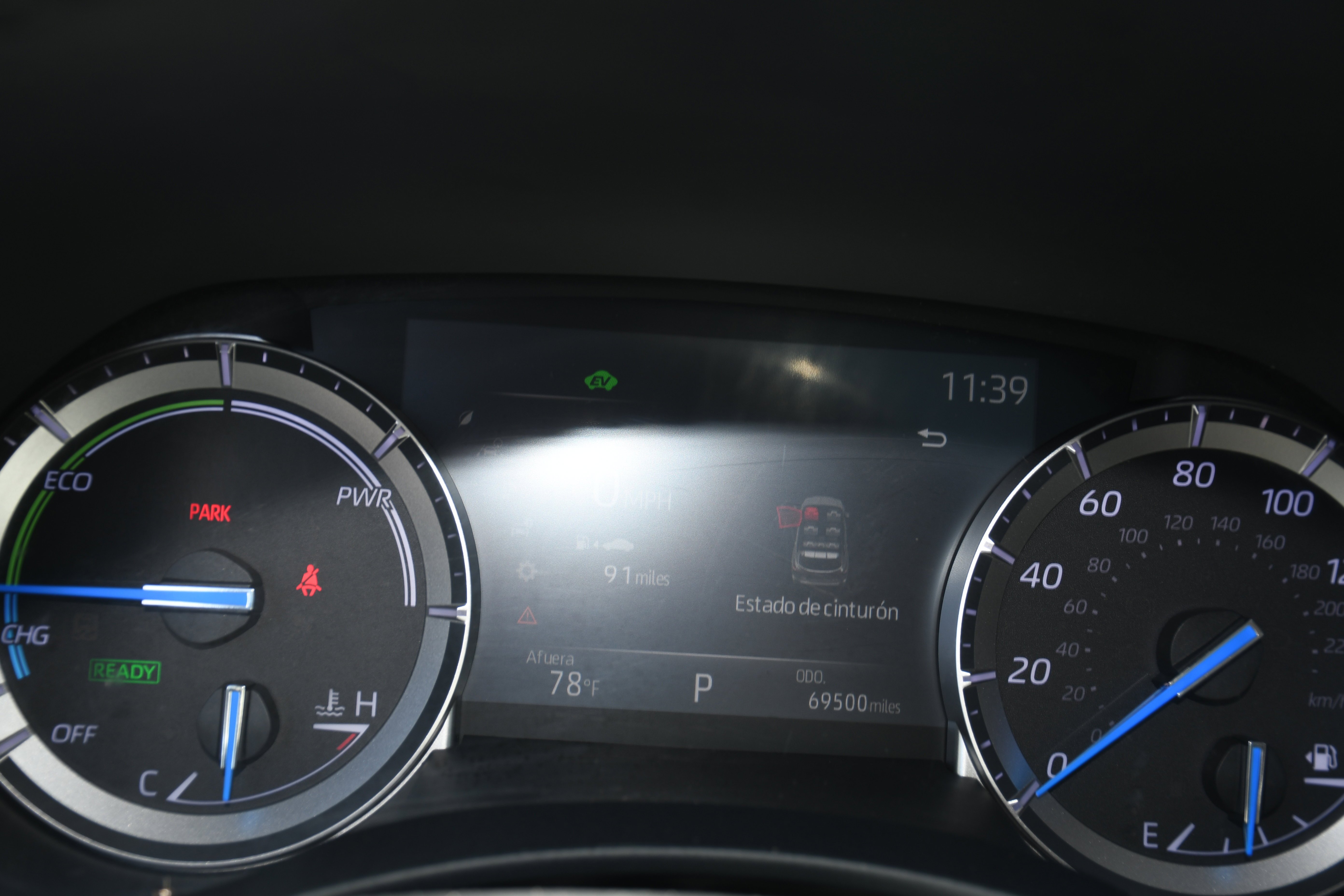 Used 2022 Gray Toyota XLE image 14