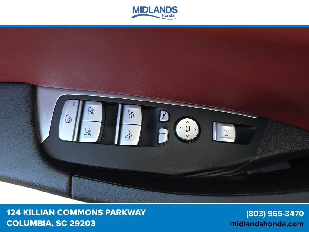 Used 2023 Carbon Black Metallic BMW xDrive30i image 24