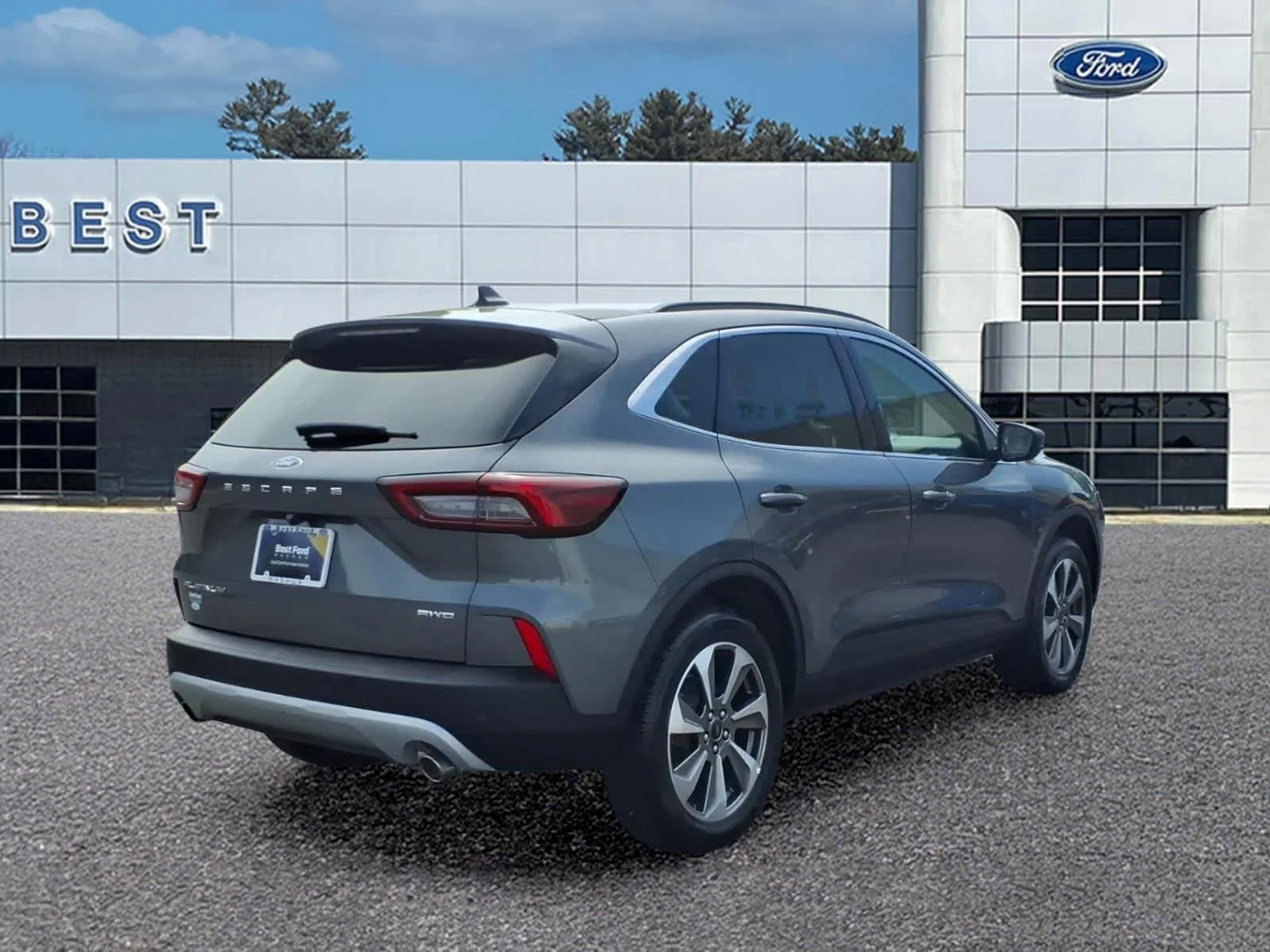 Used 2025 Carbonized Gray Ford Platinum image 8