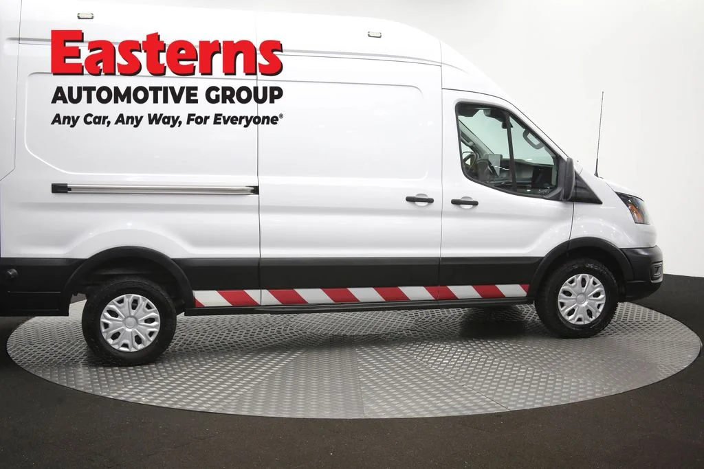 Used 2022 White Ford Base image 41