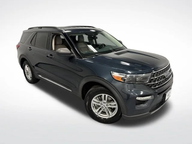 Used 2022 Blue Ford XLT image 33