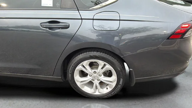 Used 2023 Gray Honda LX image 36