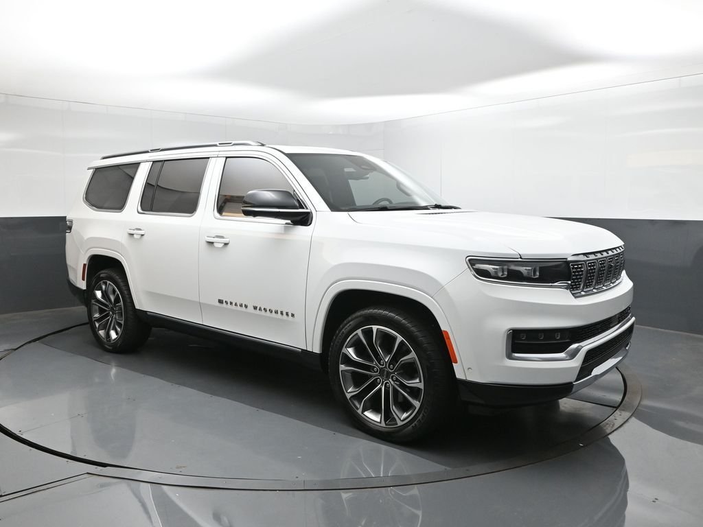 Used 2023 White Jeep Series III image 17