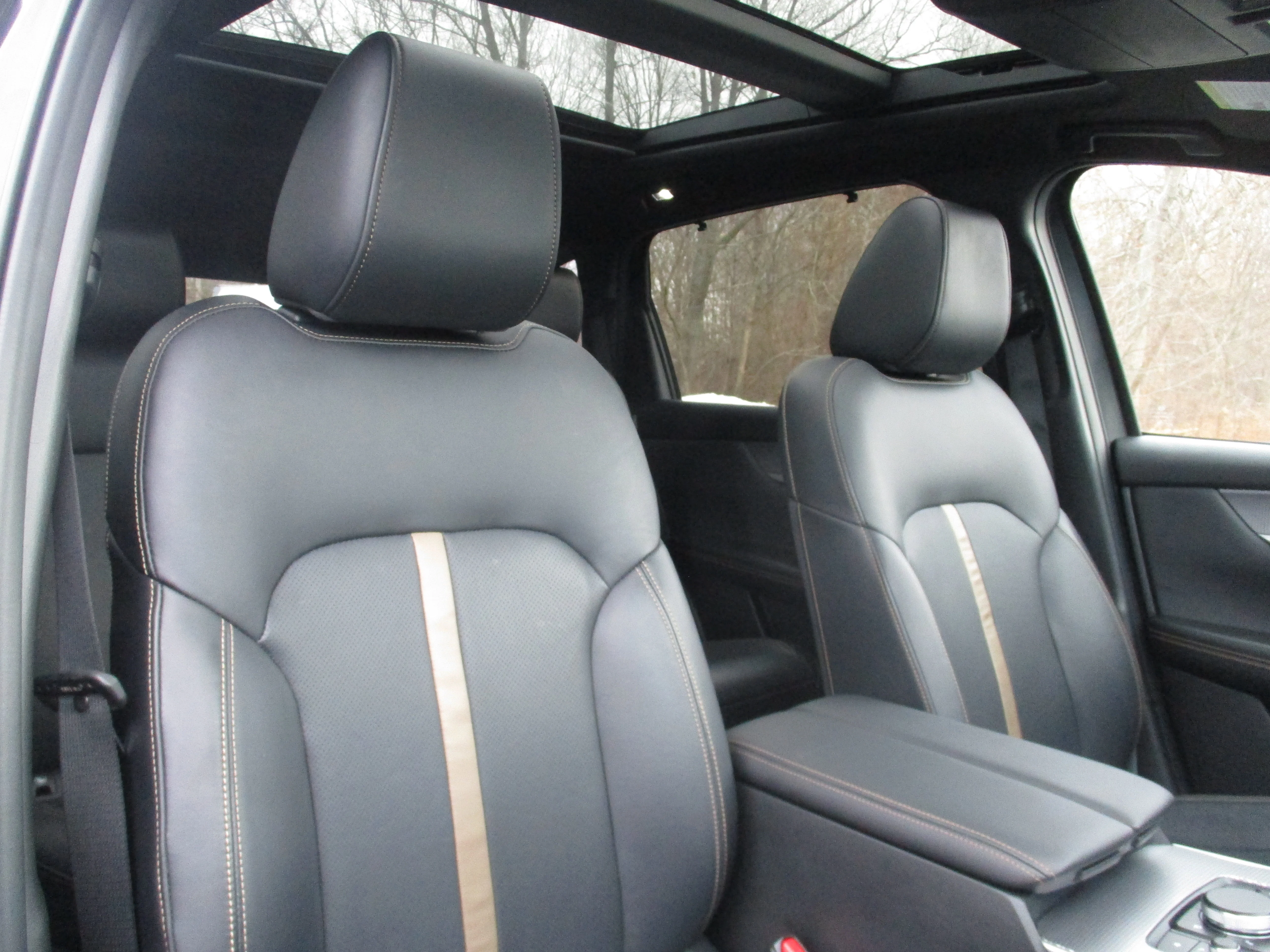 Used 2025 Jet Black Mica Mazda Premium Plus Package image 27