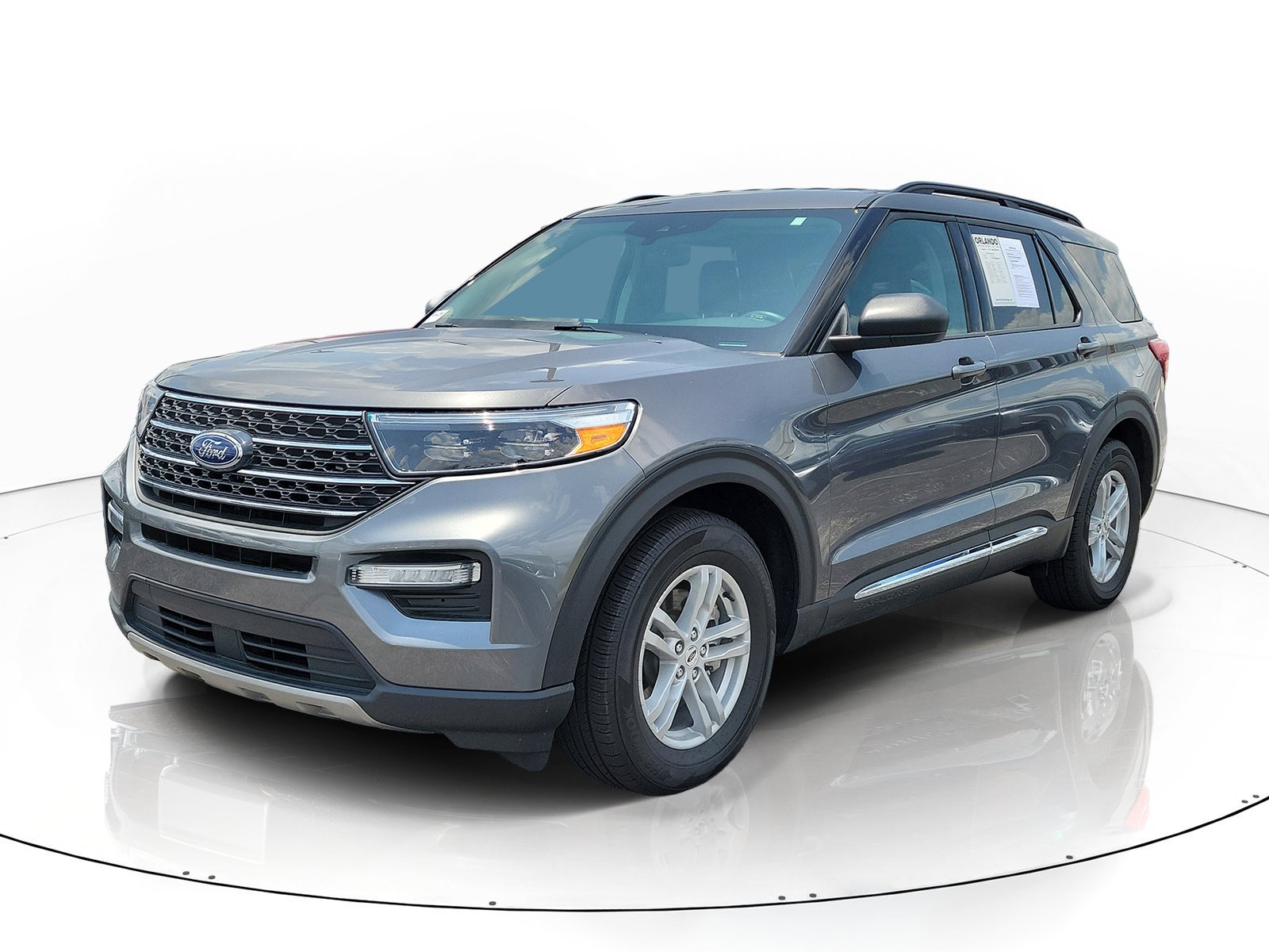 Used 2024 Gray Metallic Ford XLT image 2