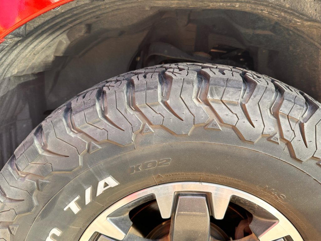 Used 2016 Lava Red Nissan PRO-4X image 10