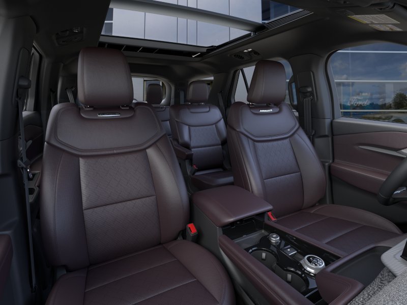 New 2026 Star White Metallic Tri-Coat Ford Platinum™ image 10