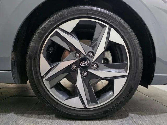 Used 2023 Gray Hyundai Limited image 25