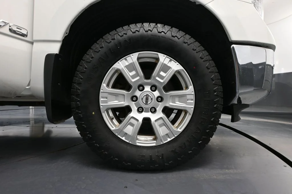 Used 2018 White Nissan SV image 14