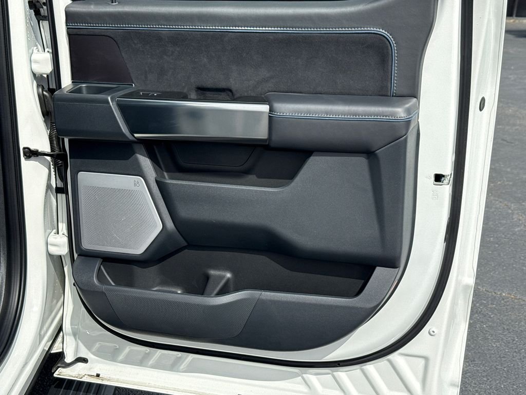 2025 Ford F-150 Platinum - Photo 16