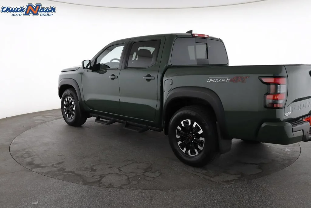 Used 2023 Green Nissan Crew Cab PRO-4X 4x4 image 9