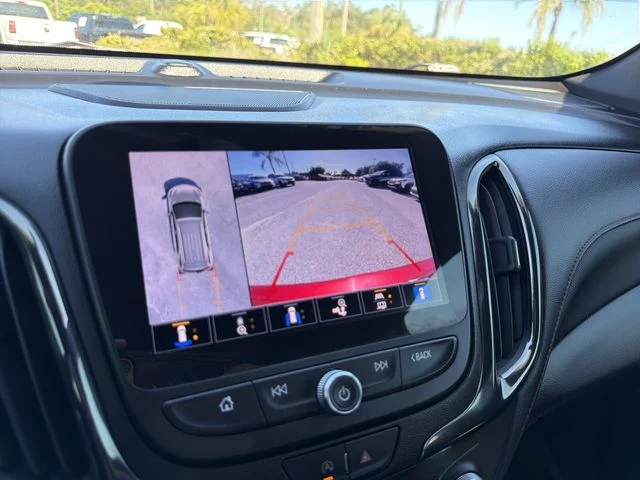 Used 2022 Red Chevrolet RS image 24