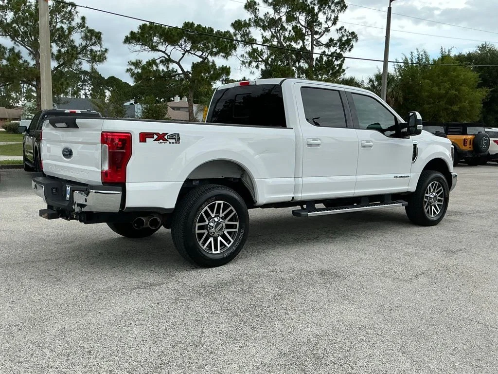 Used 2019 White Ford Lariat image 13