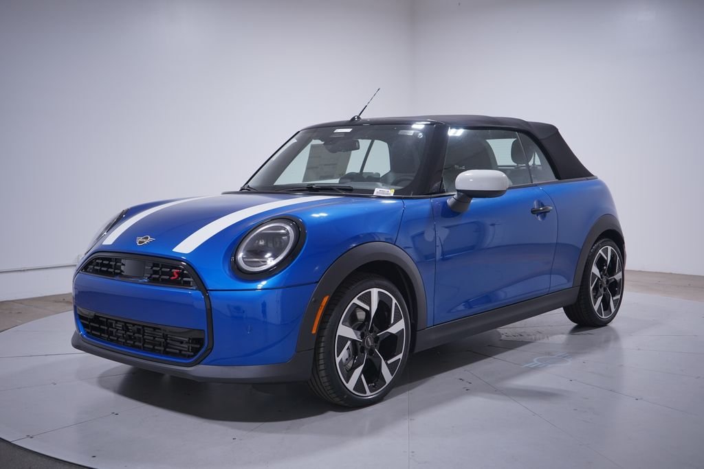 2026 MINI Convertible Cooper S Signature's photo