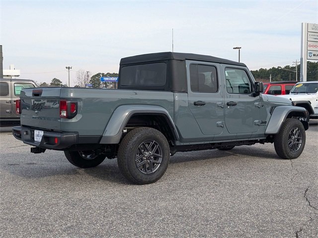 2025 Jeep Gladiator Sport S photo 4