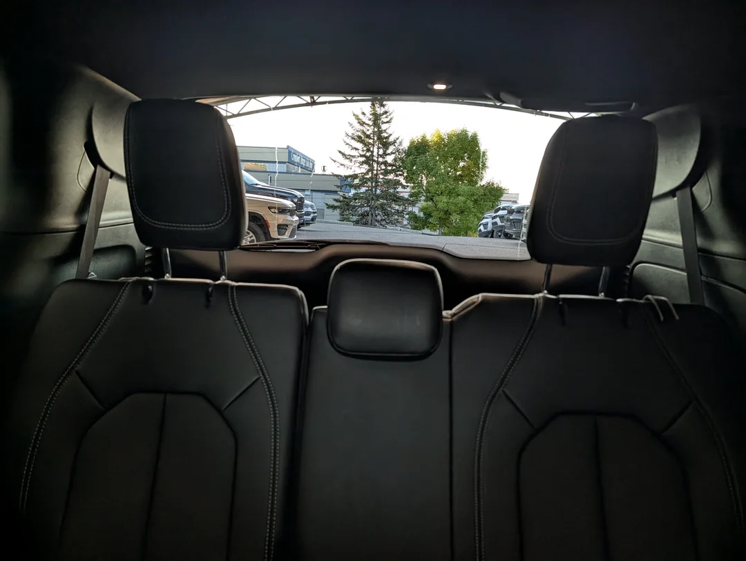 Certified Used 2025 Black Chrysler Select - Safety Sphere- 360 Camera - Caprice Leather - Power Doors - Liftgate & More! image 27