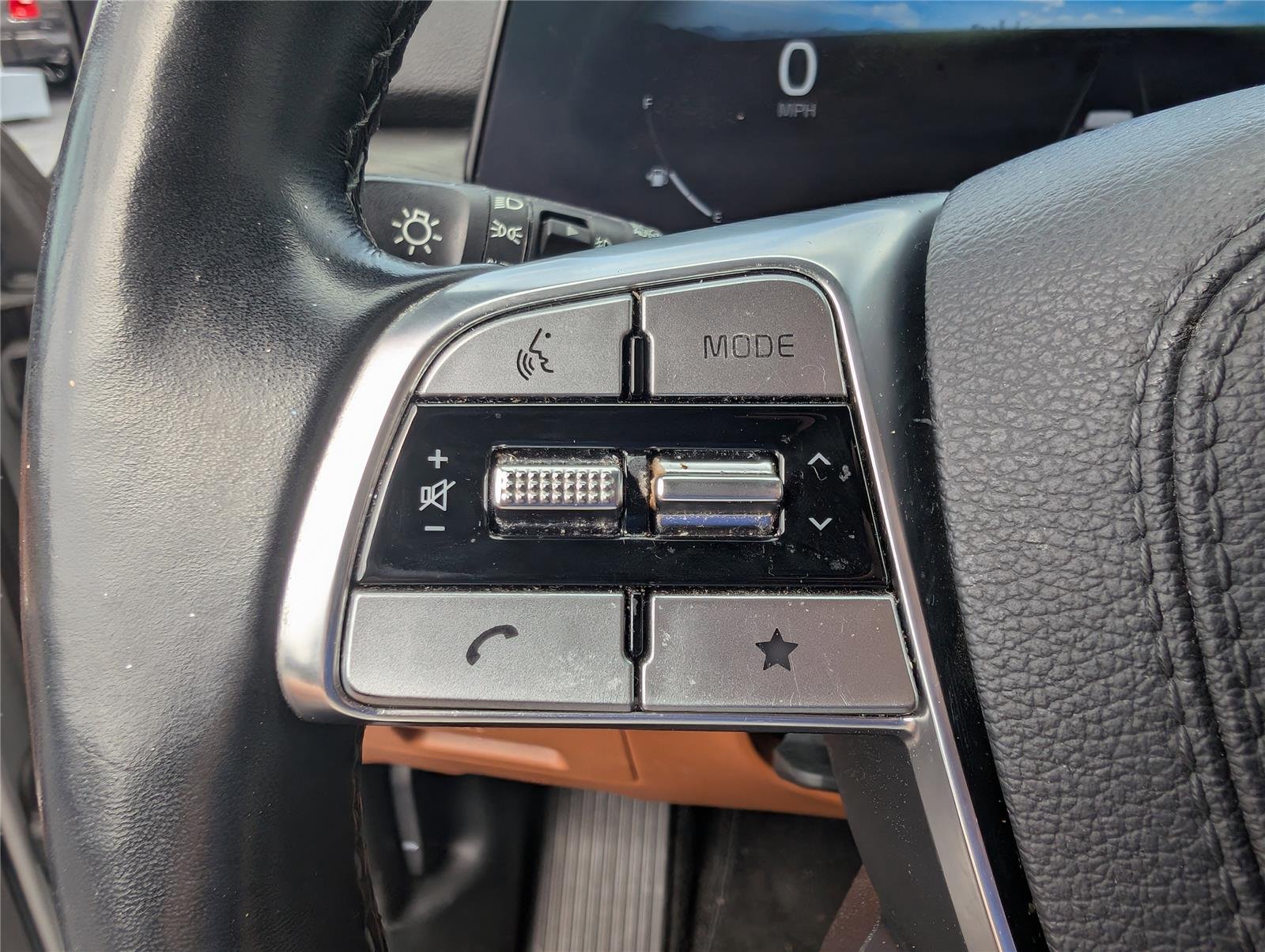 Used 2023 Wolf Gray Kia SX X-Line image 23