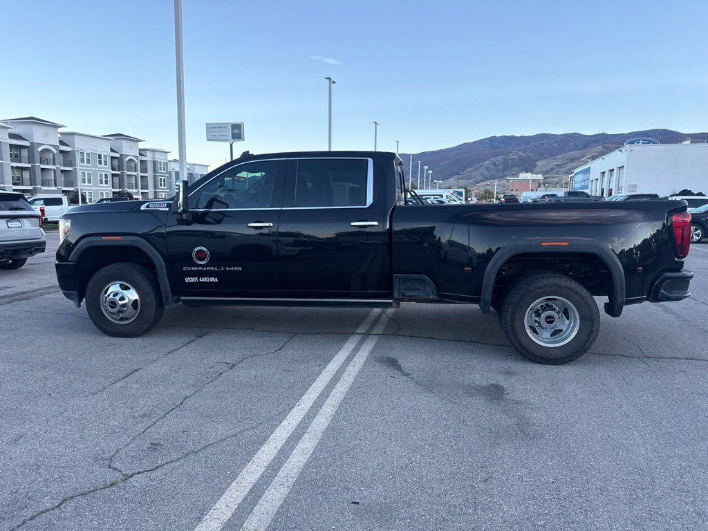 Used 2023 Onyx Black GMC Denali image 13