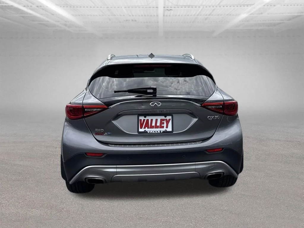 Used 2017 Graphite Shadow INFINITI Premium image 51