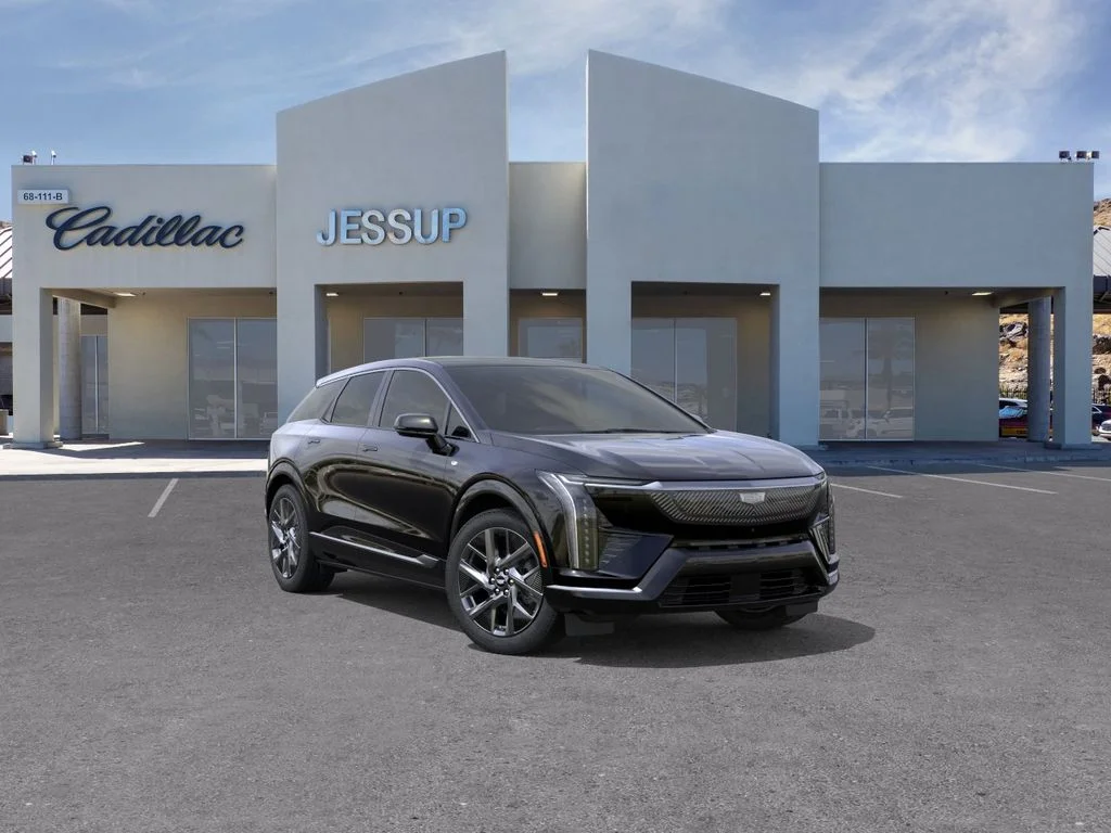 2025 Cadillac Optiq Luxury 2 AWD's photo
