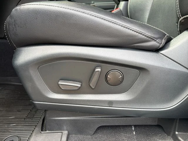 Used 2021 Star White Metallic Tri-Coat Ford ST image 9