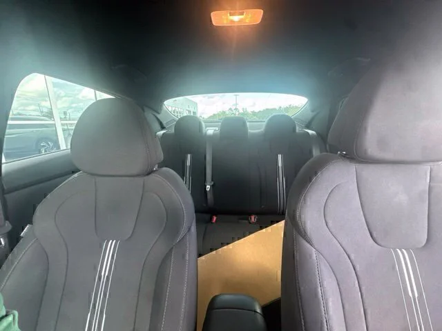 Used 2025 Gray Hyundai SEL Sport image 17