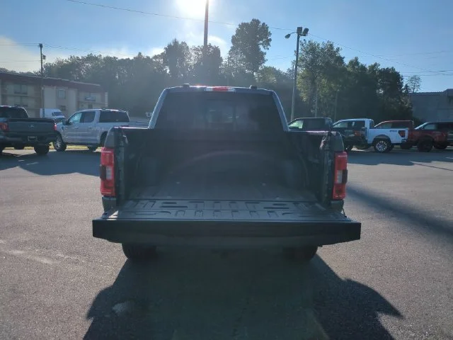 Used 2023 Gray Ford XLT image 30