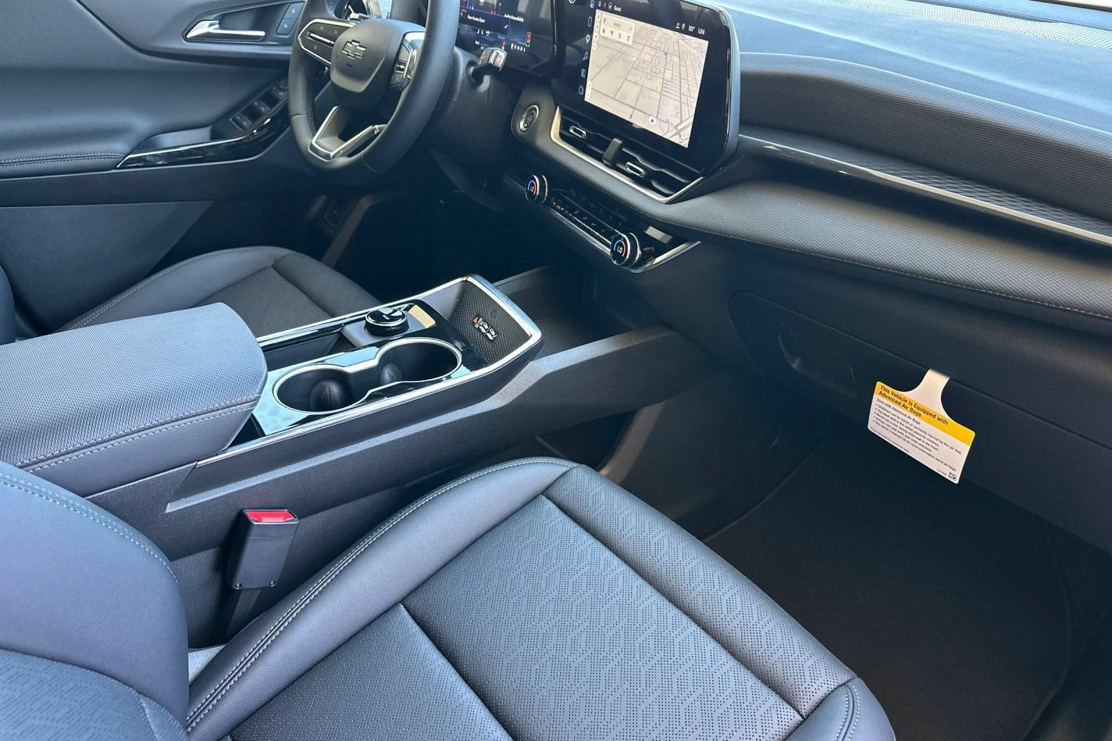 New 2027 Mosaic Black Metallic Chevrolet LT image 16