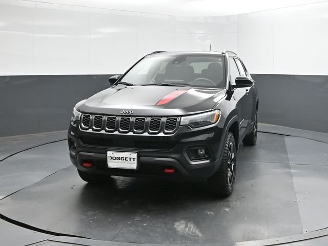 Used 2024 Black Jeep Trailhawk image 22