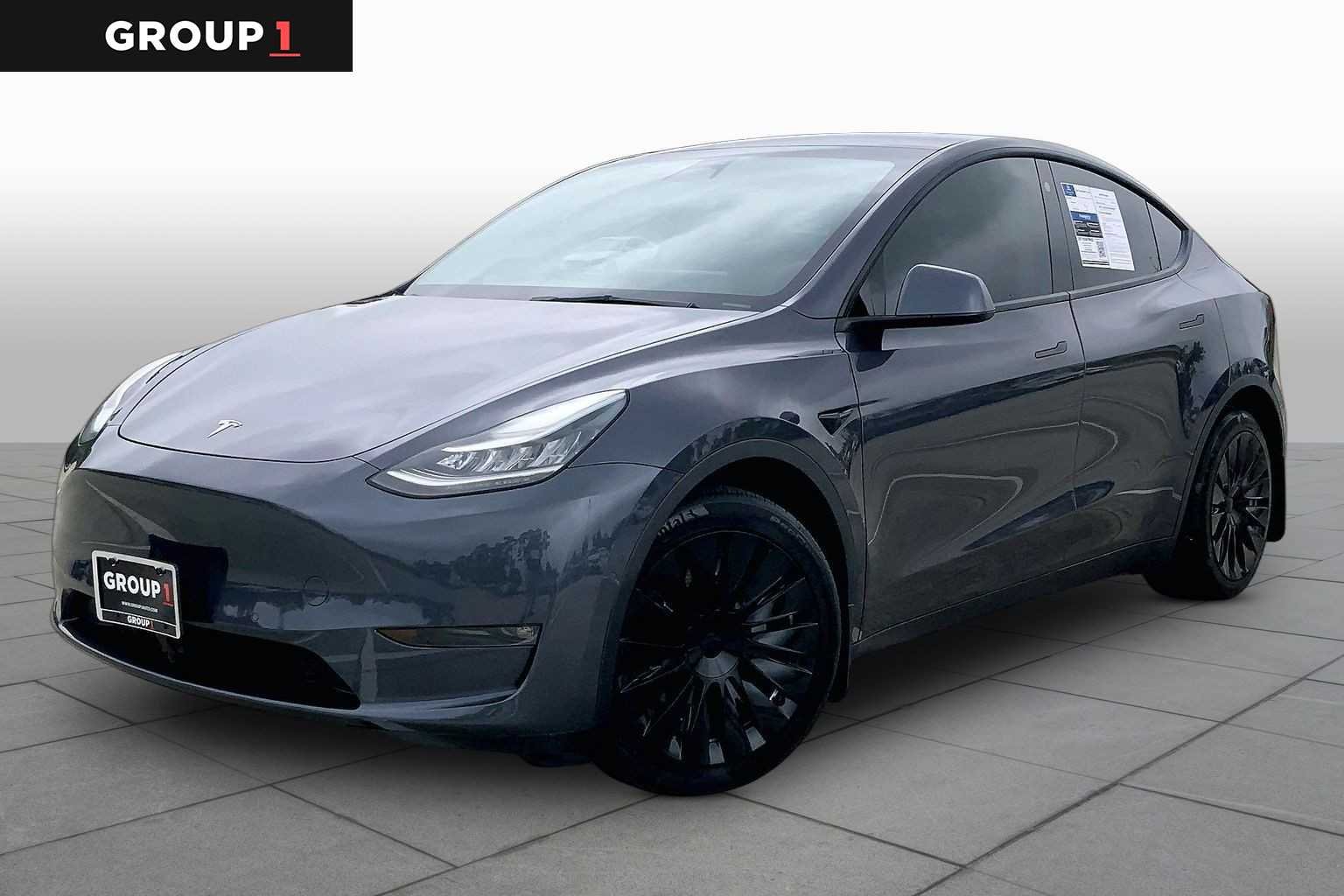 2021 Tesla Model Y Long Range Dual Motor All-Wheel Drive's photo