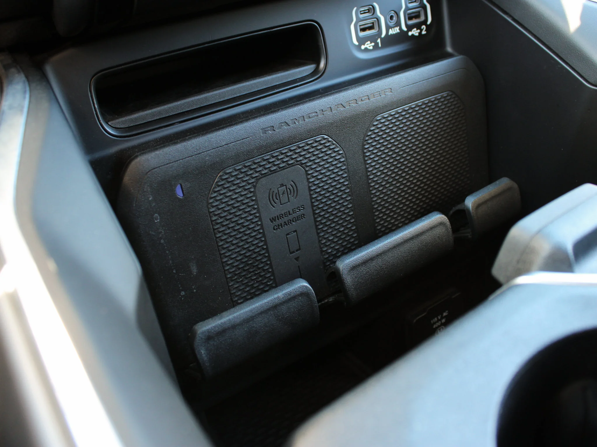 Certified Used 2024 Blue RAM Laramie* | Diesel | 5th Wheel & Gooseneck | Apple CarPlay | 3M PPF | Night Edition image 31